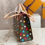 Louis Vuitton x YK OnTheGo MM M46379 - Image 4