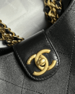Chanel Large Hobo Bag - Image 8