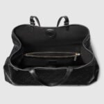 Gucci Emblem large tote bag - Image 4