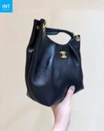 Chanel Maxi Hobo Bag AS5970 - Image 21