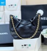 Chanel Maxi Hobo Bag AS5970 - Image 3
