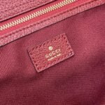 Gucci Medium tote bag with hook closure - Image 11