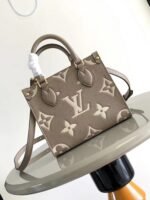 Louis Vuitton M47054 OnTheGo BB - Image 2