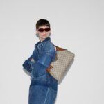 GG Emblem medium shoulder bag - Image 2