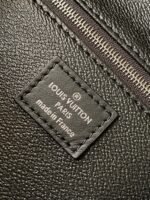 Louis Vuitton M46354 DOPP KIT toiletry bag - Image 10