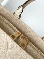Louis Vuitton M23698 OnTheGo East West - Image 3