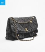 Chanel Large flap pocket - Image 2
