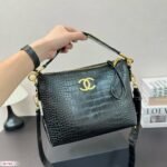 Chanel Vintage bag - Image 2