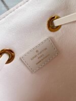 Louis Vuitton M24649 Néonoé BB - Image 10
