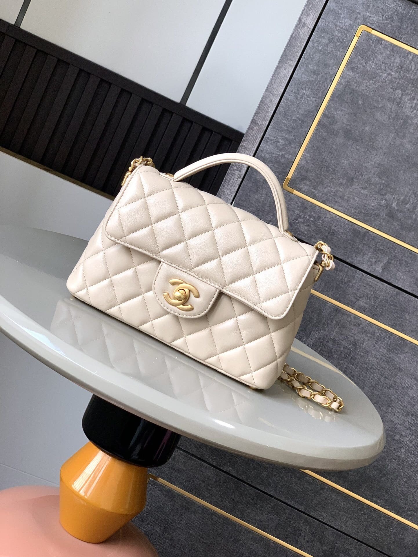 5ef4f07e630155495dc997c477045c7d Chanel 25P AS5355 - Image 1