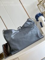Louis Vuitton M12583 CarryAll Dark MM - Image 4