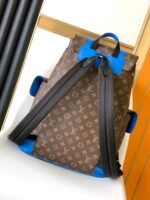 Louis Vuitton M46813 Christopher MM - Image 4
