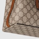 Gucci Emblem medium tote bag - Image 9
