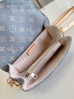 Louis Vuitton M12429 Pochette Métis East West - Image 6