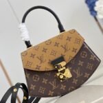 Louis Vuitton Tilsitt M46548 - Image 3