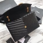 Saint Laurent Envelope Large Bag In Quilted Grain De Poudre Embo - Image 10