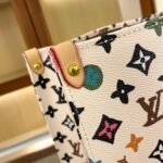 Louis Vuitton OnTheGo PM - Image 4