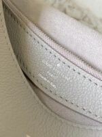 Louis Vuitton M14214 Diane - Image 14