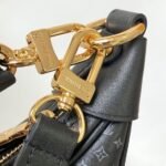 Louis Vuitton Loop M22591 - Image 7