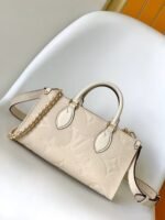Louis Vuitton M23698 OnTheGo East West - Image 2
