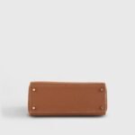 Hermès Kelly 28 Togo Gold Retourne w/Nata Strap Gold Hardware - Image 3