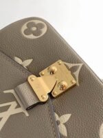 Louis Vuitton M23081 Pochette Métis East West - Image 7