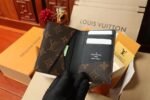 Louis Vuitton M60111 Pocket Organizer - Image 8