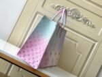 Louis Vuitton ONTHEGO GM M46076 - Image 3