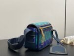 Louis Vuitton M15173 Bosphore Wearable Wallet - Image 4