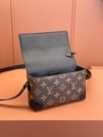 Louis Vuitton M83613 Steamer Wearable Wallet - Image 10