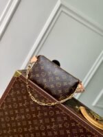Louis Vuitton M13440 LV x TM Pochette Accessoires - Image 9