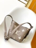 Louis Vuitton M13045 All In BB - Image 11