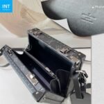 Louis Vuitton M20251 CLUTCH BOX Portable Hard Case - Image 10
