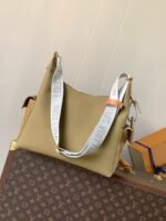 Louis Vuitton M12697 Hobo Cargo - Image 6
