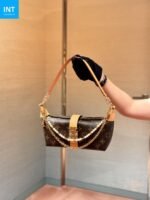 Louis Vuitton M02608 Pearl River Bag Charm - Image 3