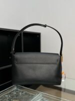 Louis Vuitton M13148 Low Key Messenger - Image 5