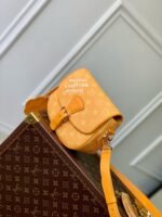 Louis Vuitton M12694 Montsouris Messenger - Image 5