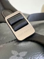Louis Vuitton M14020 Discovery Slim Backpack - Image 7