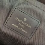 Louis Vuitton M14020 Discovery Slim Backpack - Image 10