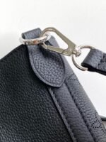 Louis Vuitton M21851 Blossom MM - Image 10