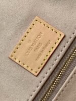 Louis Vuitton M12415 OnTheGo MM - Image 10