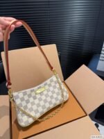 Louis Vuitton N00228 Liv Pochette - Image 3