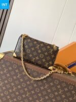 Louis Vuitton M27266 Trunkie East West - Image 7