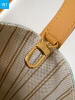 Louis Vuitton M27529 All In BB - Image 10