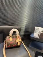 Louis Vuitton M13094 LV x TM Speedy Bandoulière 20 - Image 4