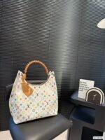 Louis Vuitton tote bag - Image 2