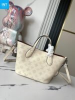 Louis Vuitton M21909 Blossom PM - Image 5
