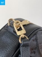 Louis Vuitton M25518 Tiny Camera Bag - Image 8