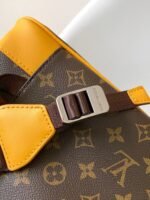 Louis Vuitton M13202 Christopher MM - Image 8
