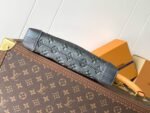 Louis Vuitton M12174 Pochette Sèvres - Image 5